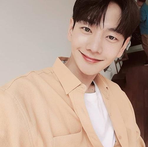 2020年去世的名人有谁?黄鸿升、赵忠祥、杜雨露、朴智勋等